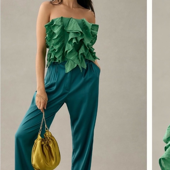 Elegant Green Strapless Ruffled Shirt - Picture 3 of 3